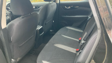 Nissan Qashqai 1.3 DiG-T Acenta Premium 5dr Petrol Hatchback